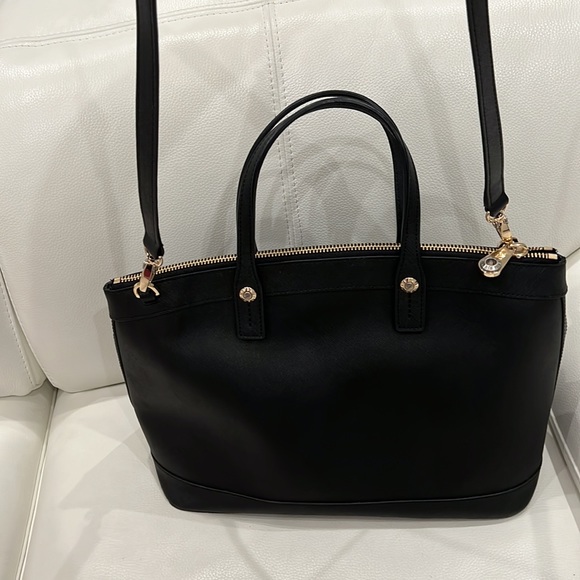 Black Henri Bendel bag (worn with l💓ve ) - Picture 3 of 8